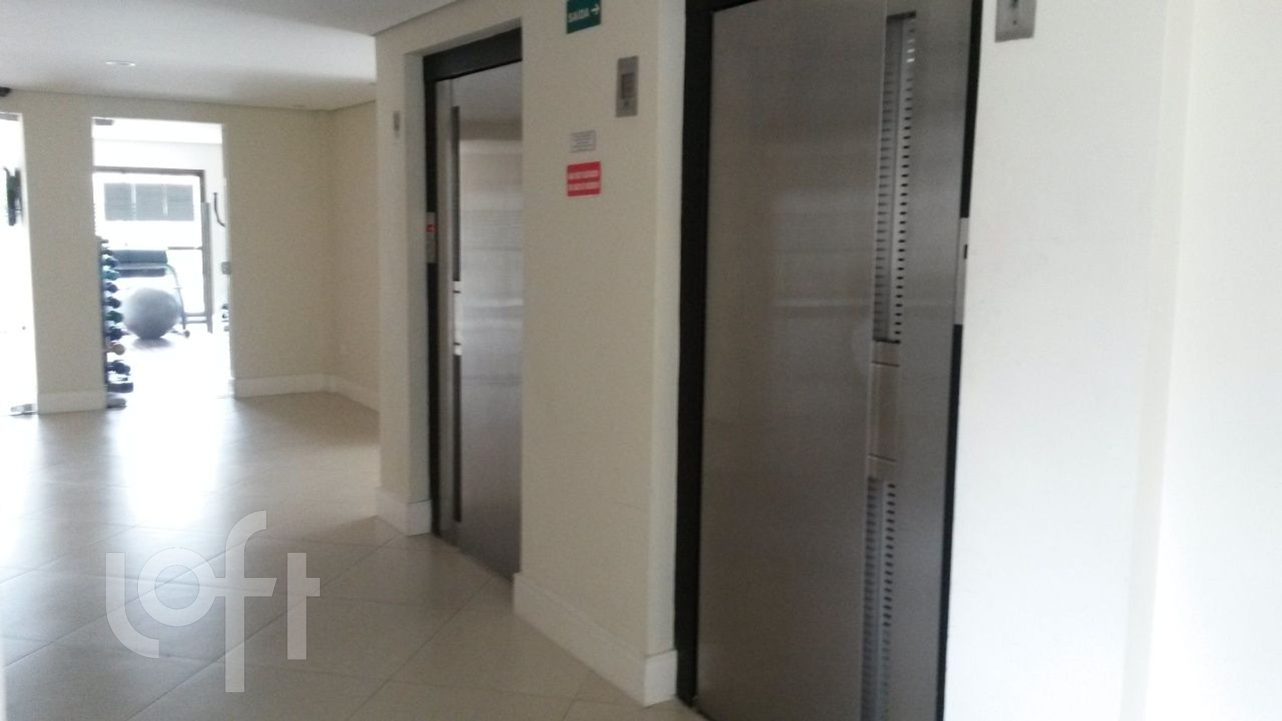 Apartamento à venda com 2 quartos, 65m² - Foto 13