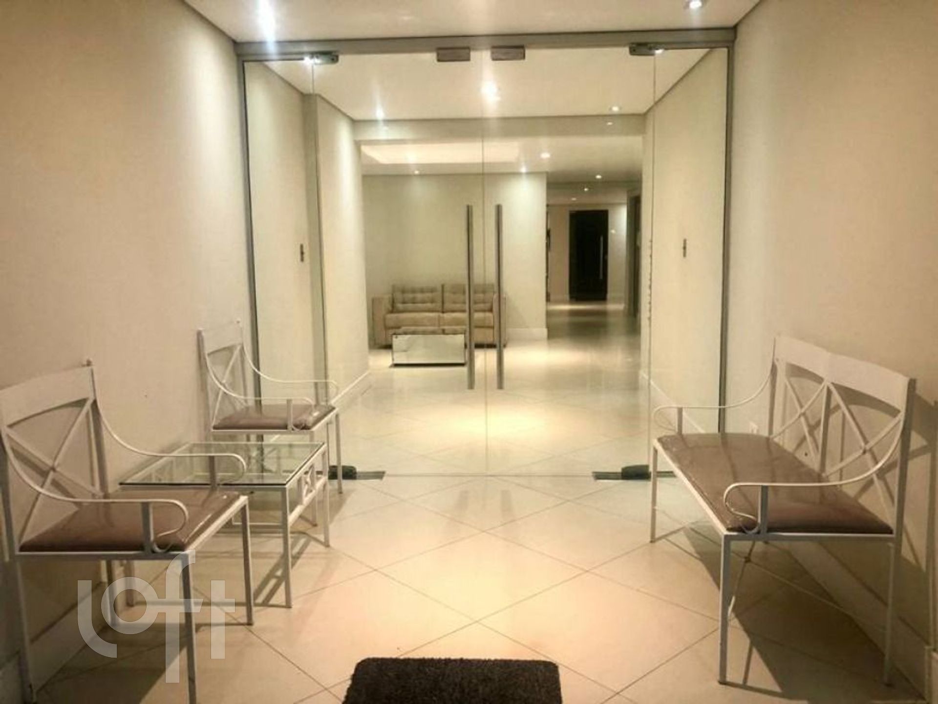 Apartamento à venda com 2 quartos, 65m² - Foto 33