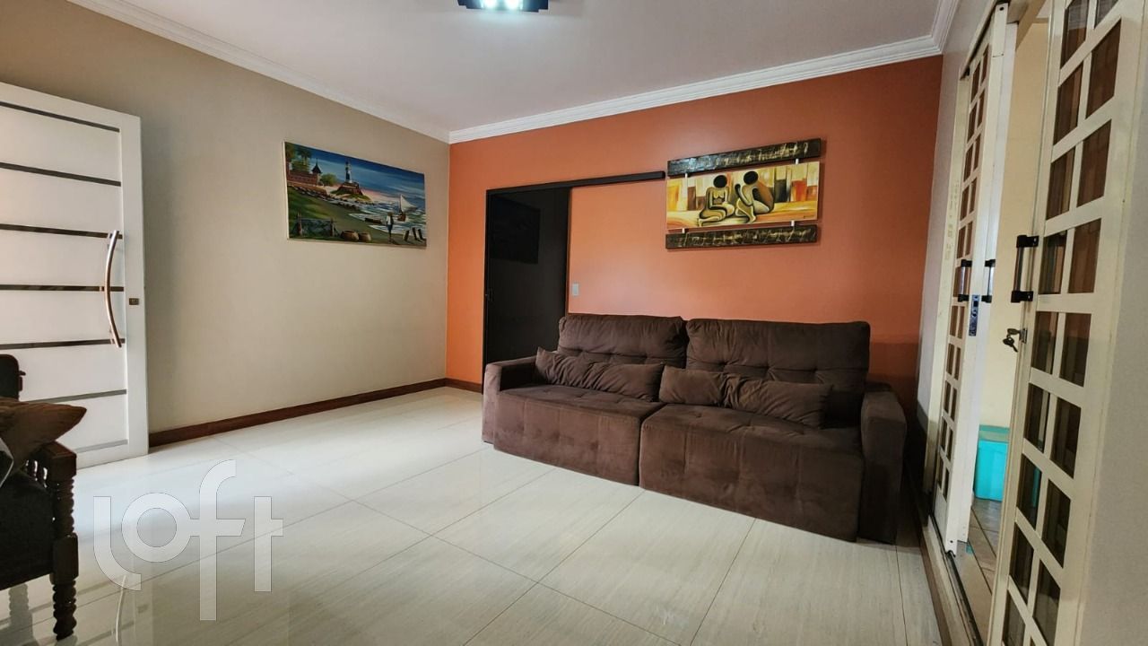 Casa à venda com 3 quartos, 339m² - Foto 2