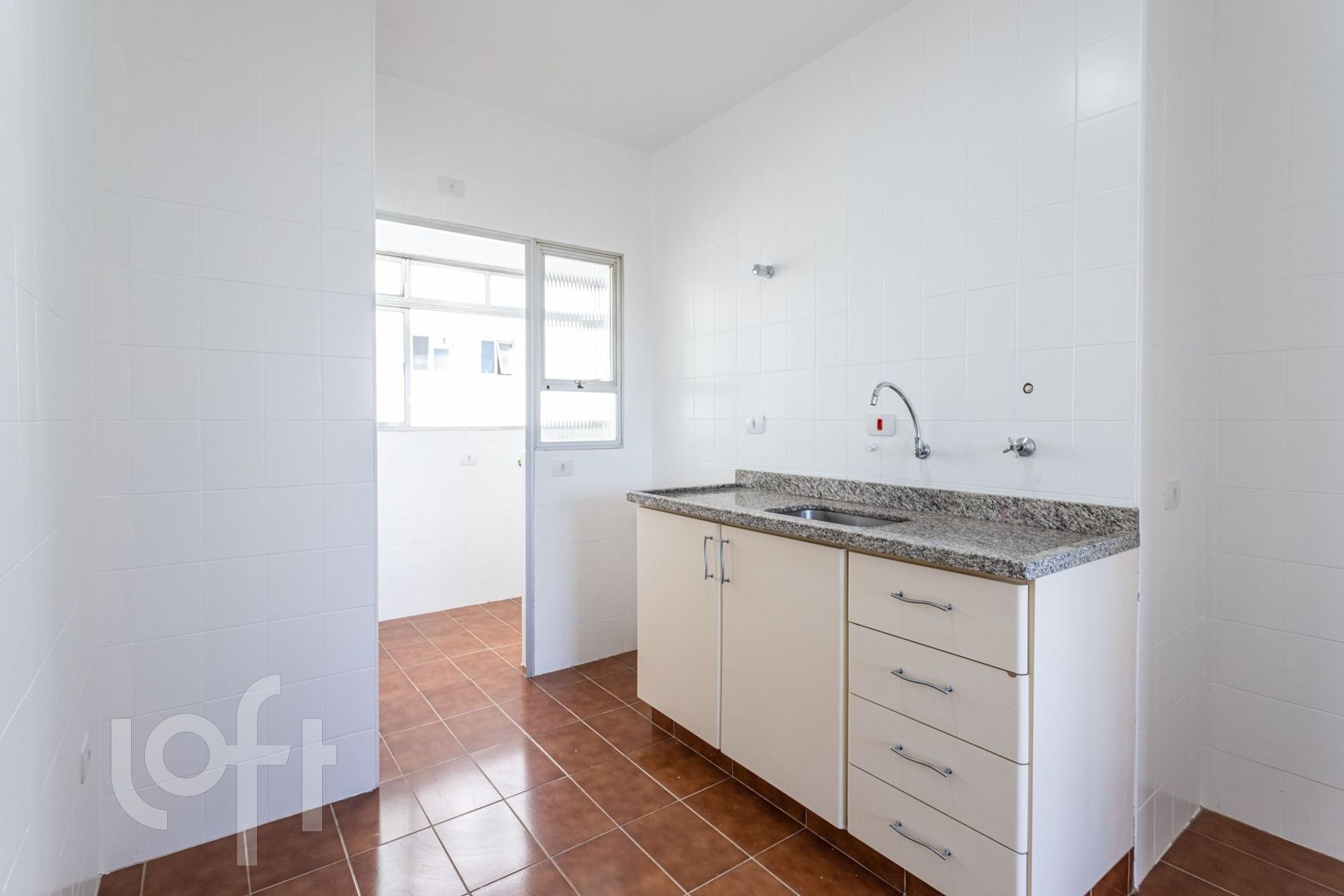 Apartamento à venda com 2 quartos, 72m² - Foto 29