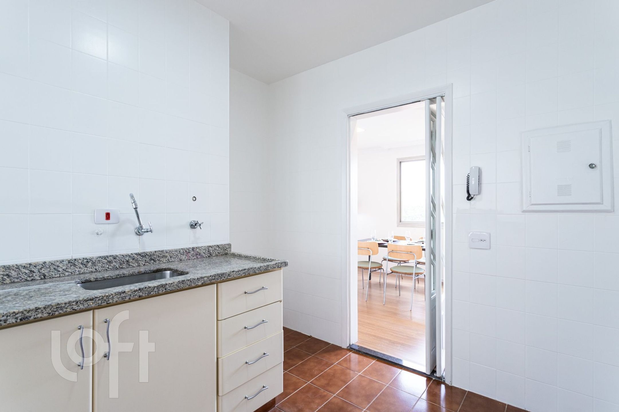 Apartamento à venda com 2 quartos, 72m² - Foto 26