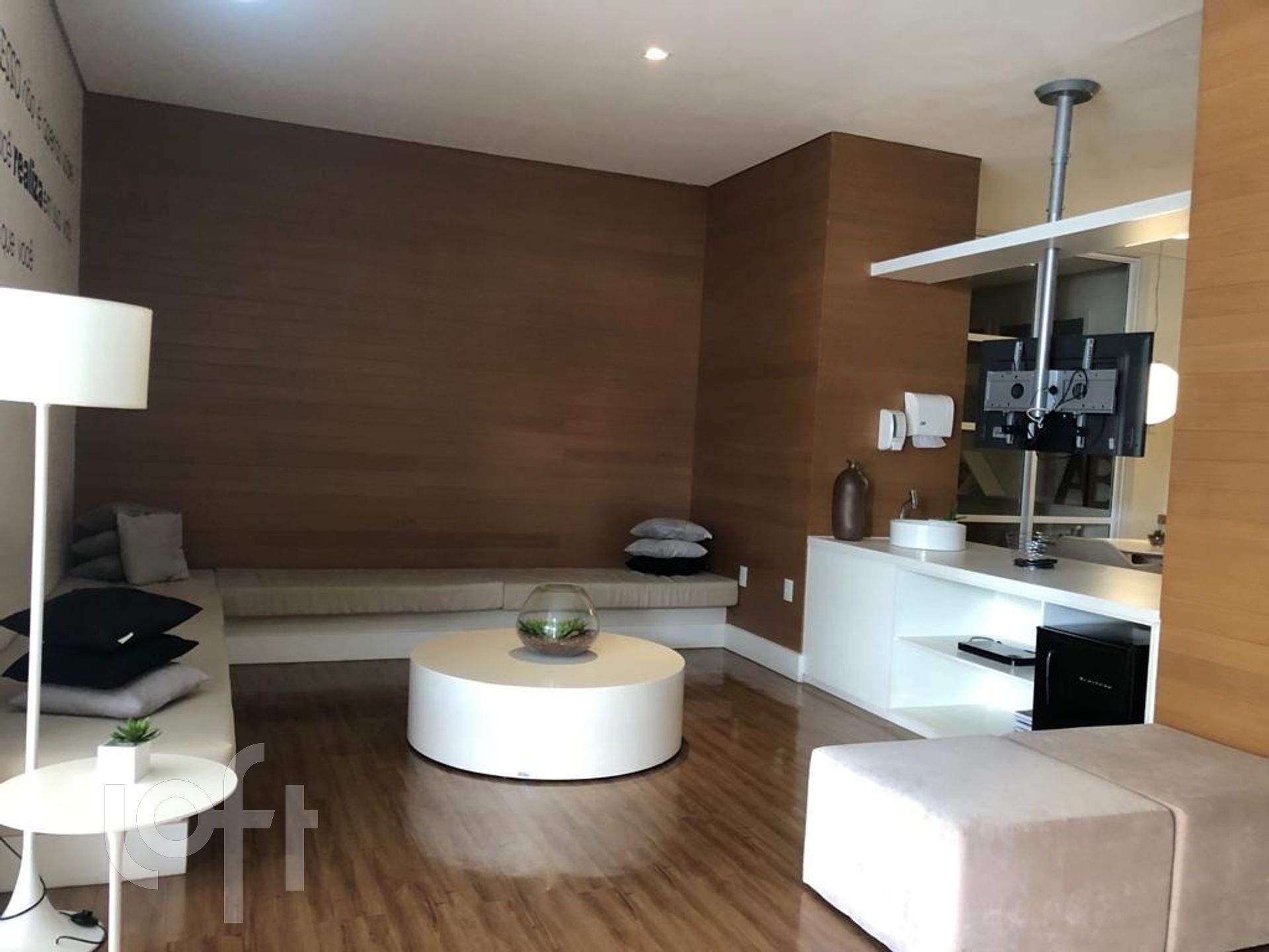 Apartamento à venda com 1 quarto, 49m² - Foto 17