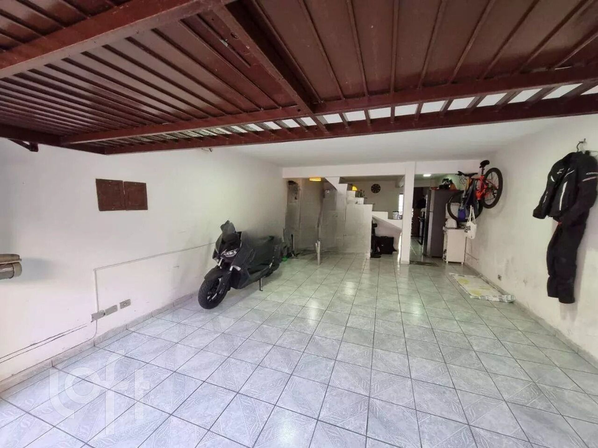 Casa à venda com 4 quartos, 217m² - Foto 18