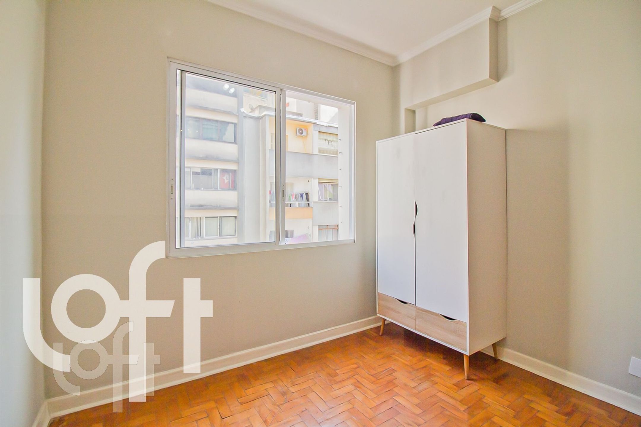 Apartamento à venda com 1 quarto, 32m² - Foto 4