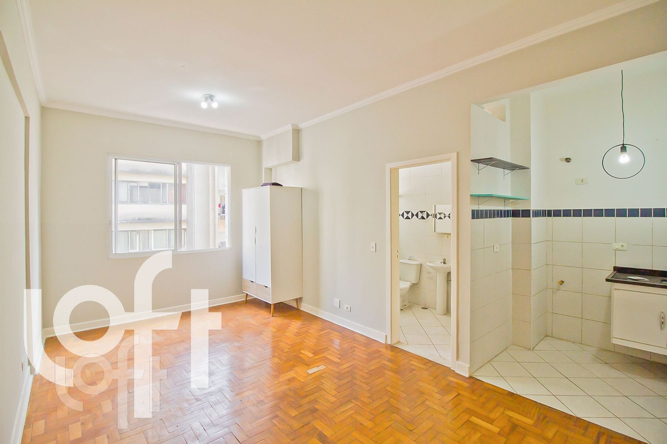 Apartamento à venda com 1 quarto, 32m² - Foto 1