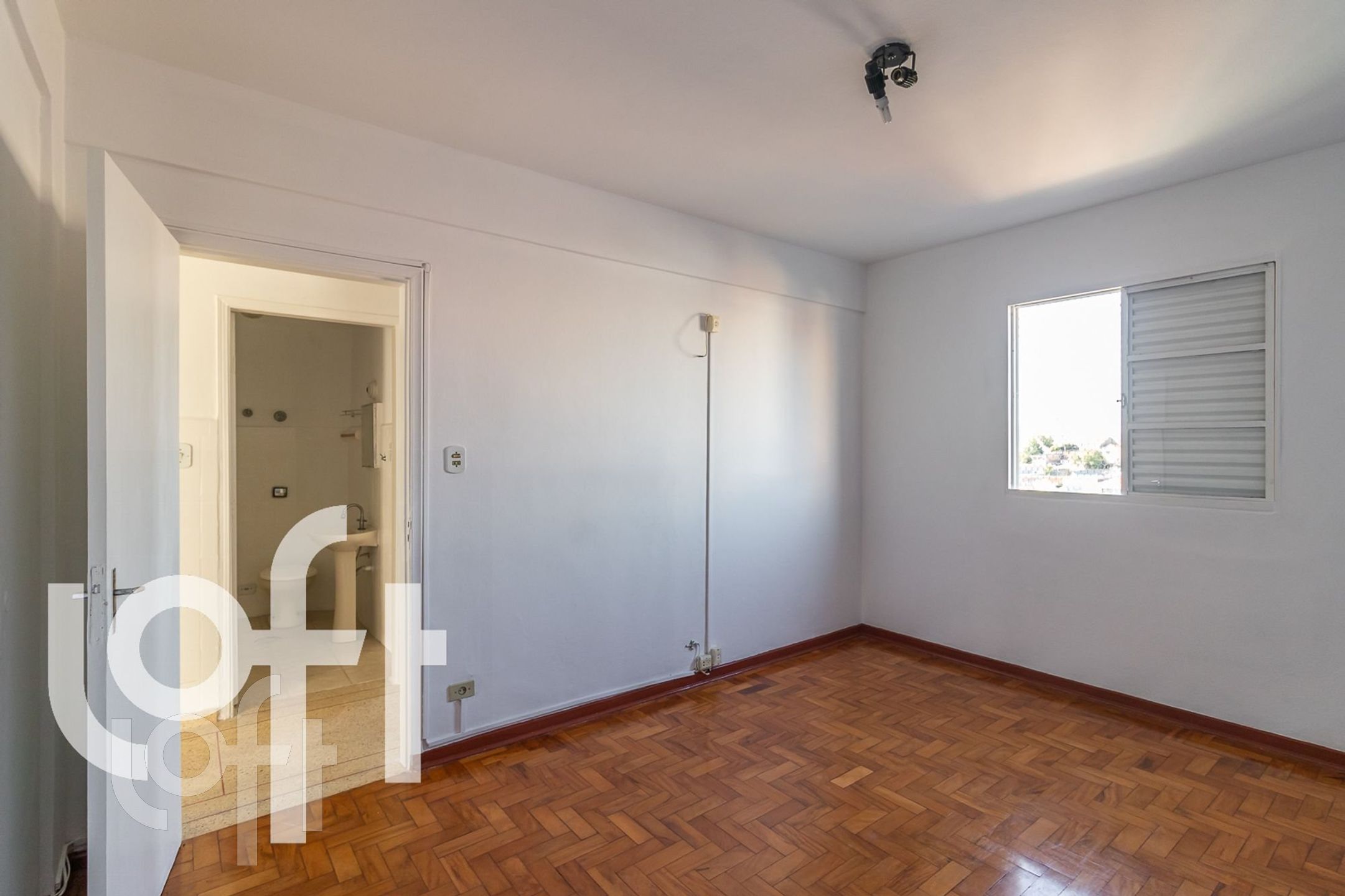 Apartamento à venda com 2 quartos, 61m² - Foto 5