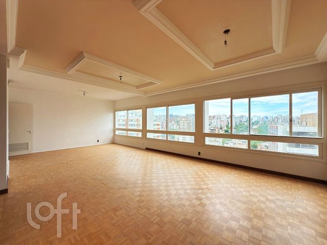 Apartamento com 167m², 3 dormitórios, 1 suíte, 1 vaga, Moinhos de Vento em Porto Alegre