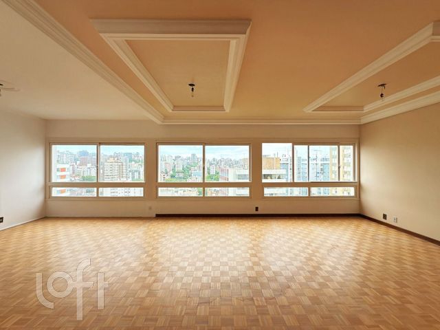 Apartamento com 167m², 3 dormitórios, 1 suíte, 1 vaga, Moinhos de Vento em Porto Alegre