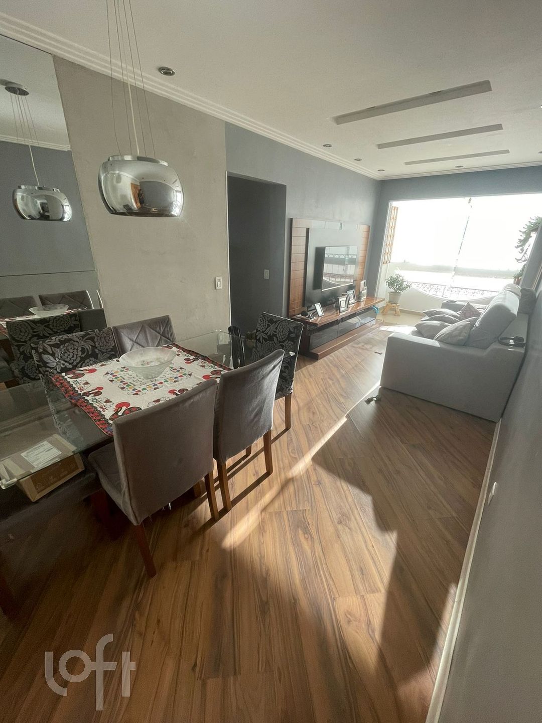 Apartamento à venda com 2 quartos, 74m² - Foto 2