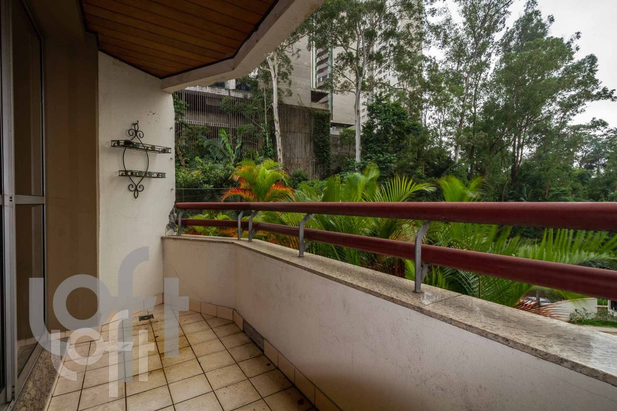 Apartamento à venda com 2 quartos, 110m² - Foto 13