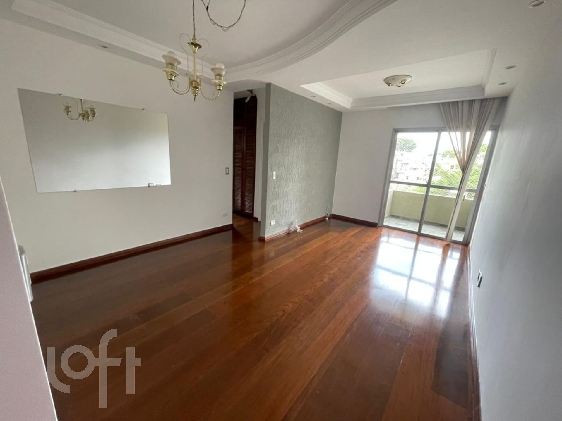 Apartamento à venda com 2 quartos, 62m² - Foto 2