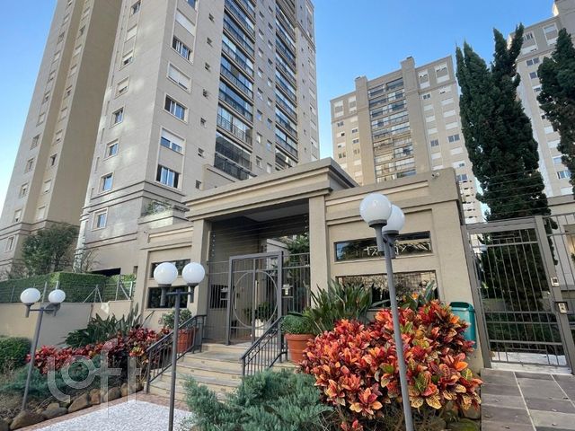 Apartamento com 120m², 3 dormitórios, 1 suíte, 2 vagas, Jardim Europa em Porto Alegre