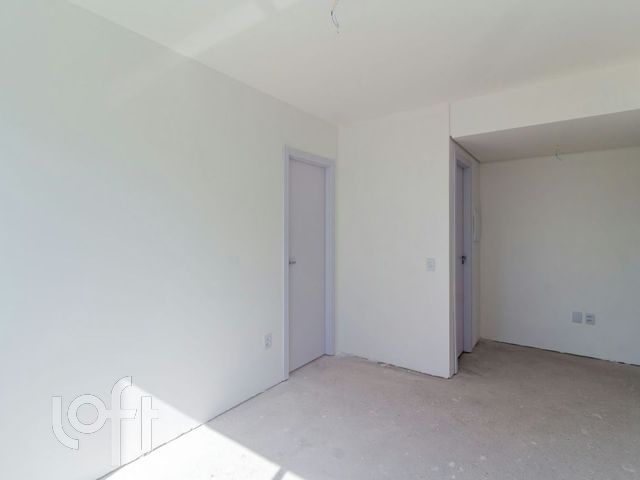 Apartamento com 42m², 1 dormitório, 1 suíte, 1 vaga, Floresta em Porto Alegre