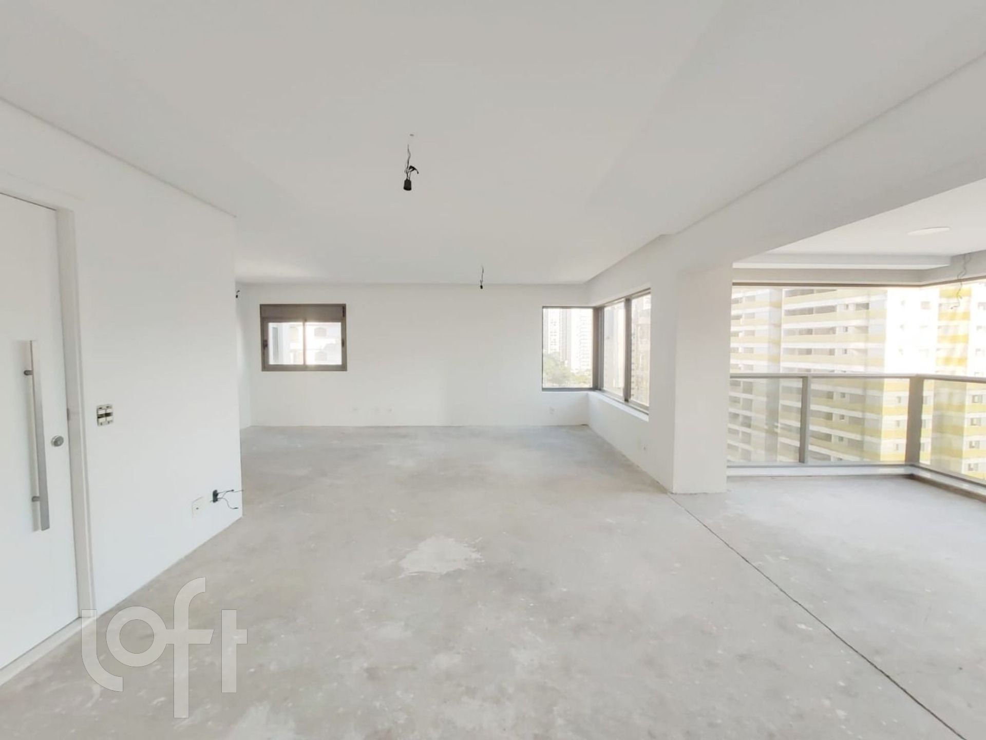 Apartamento à venda com 4 quartos, 193m² - Foto 5