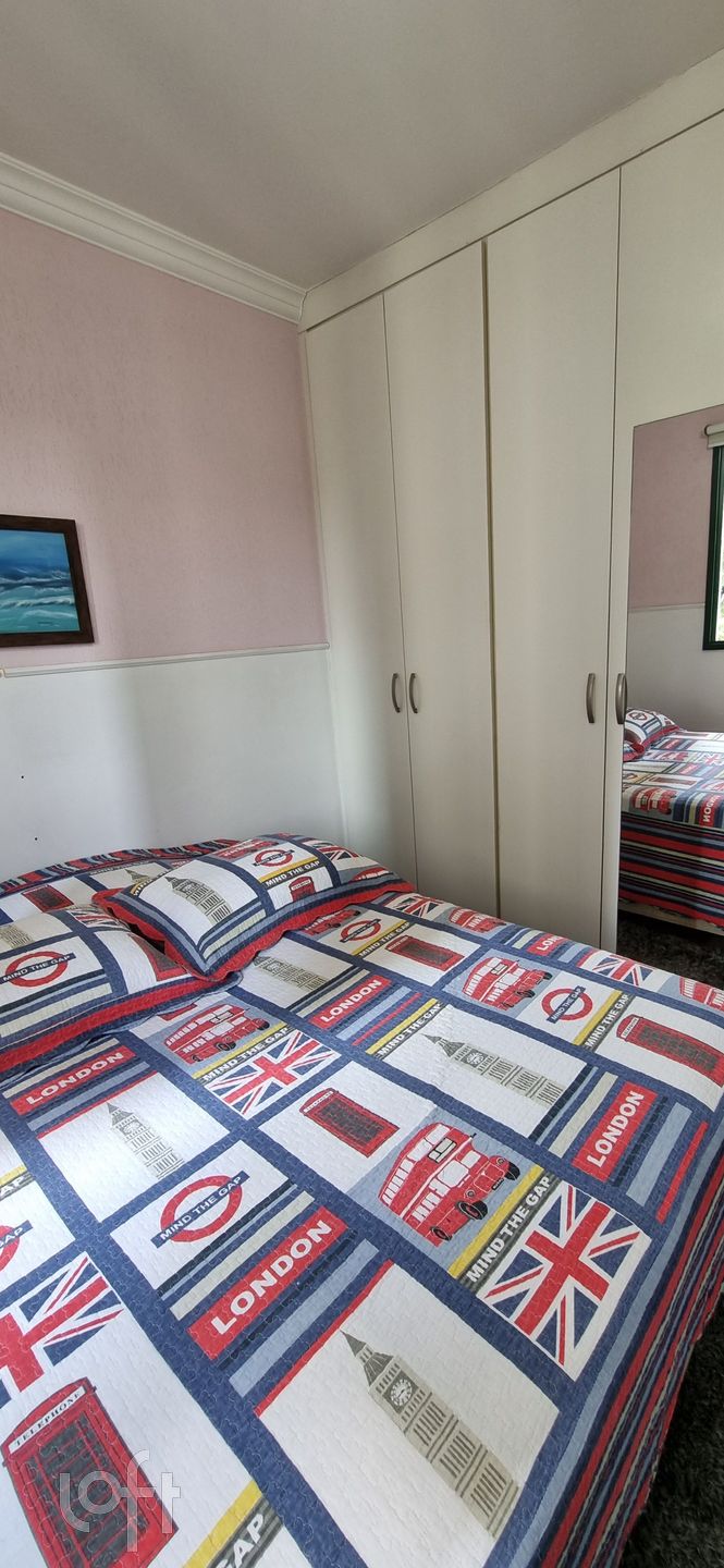 Apartamento à venda com 3 quartos, 75m² - Foto 25