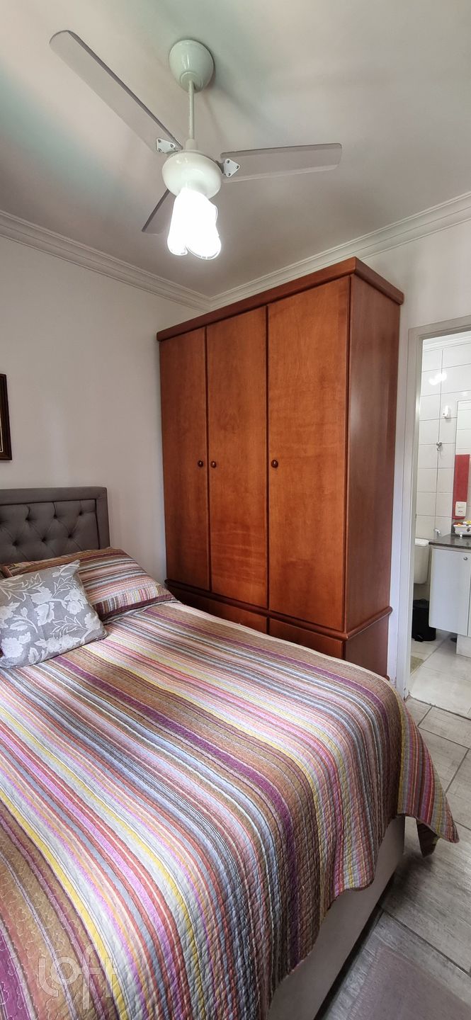 Apartamento à venda com 3 quartos, 75m² - Foto 29