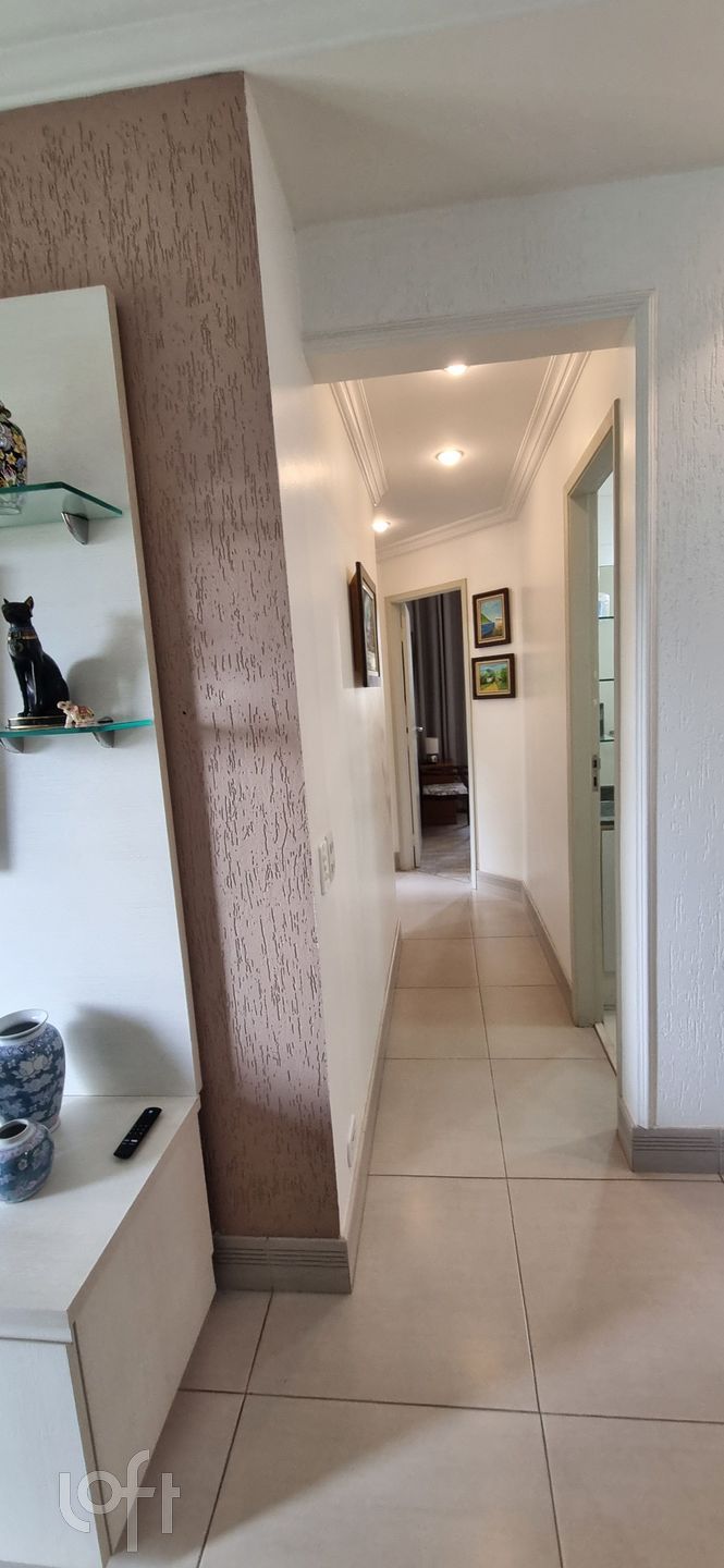 Apartamento à venda com 3 quartos, 75m² - Foto 3