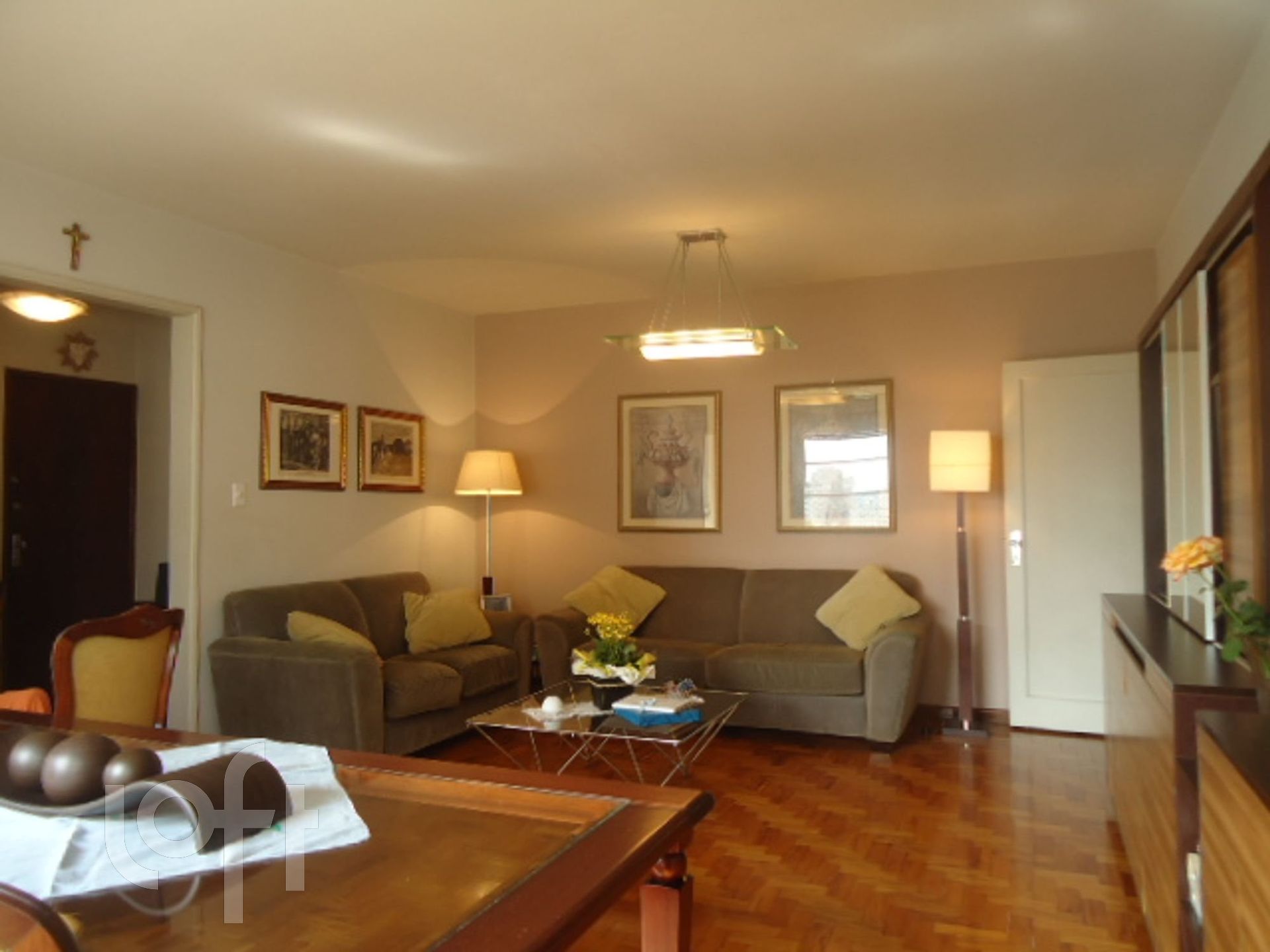 Apartamento à venda com 3 quartos, 157m² - Foto 1