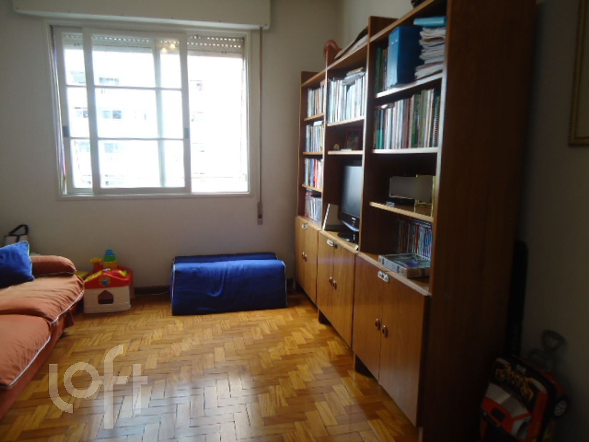 Apartamento à venda com 3 quartos, 157m² - Foto 3