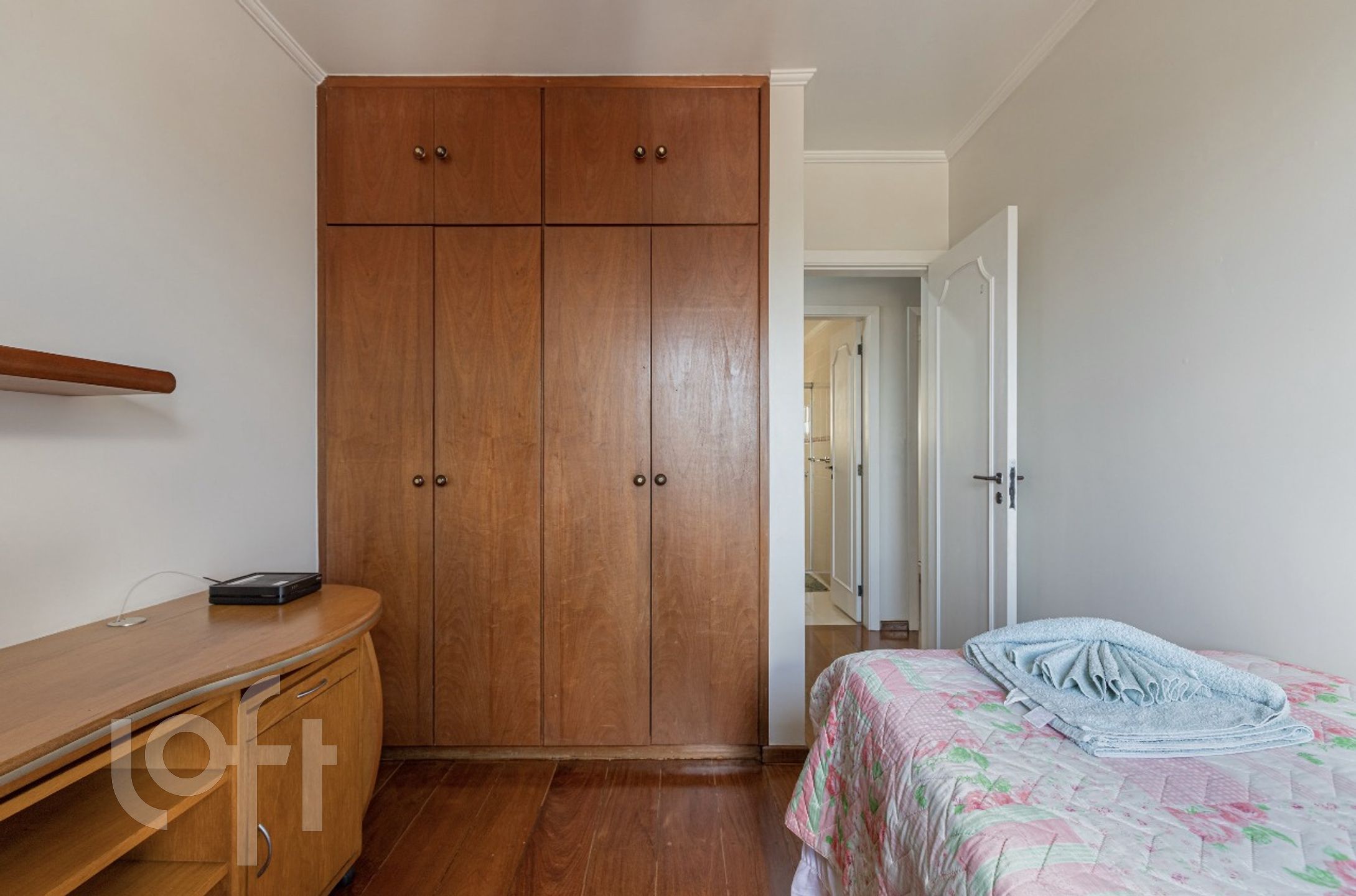 Apartamento à venda com 4 quartos, 120m² - Foto 2