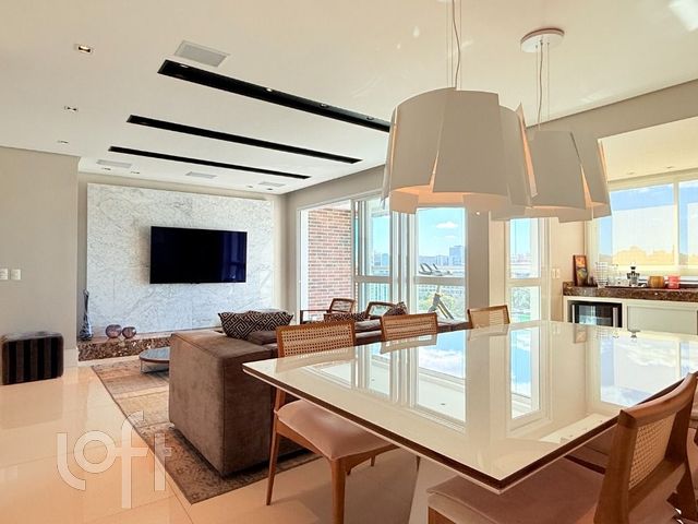 Apartamento com 120m², 3 dormitórios, 3 suítes, 4 vagas, Menino Deus em Porto Alegre