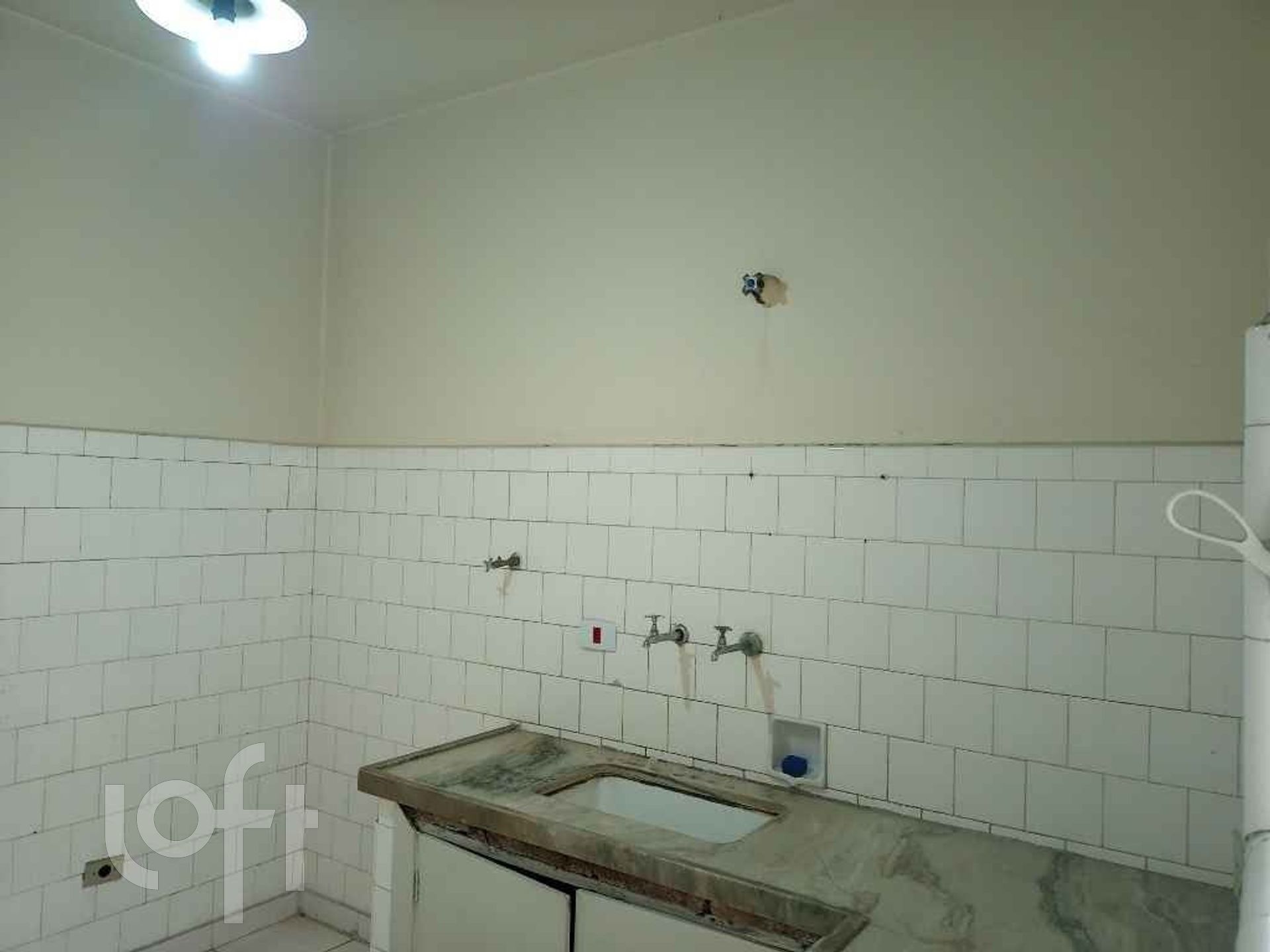 Casa à venda com 3 quartos, 120m² - Foto 26