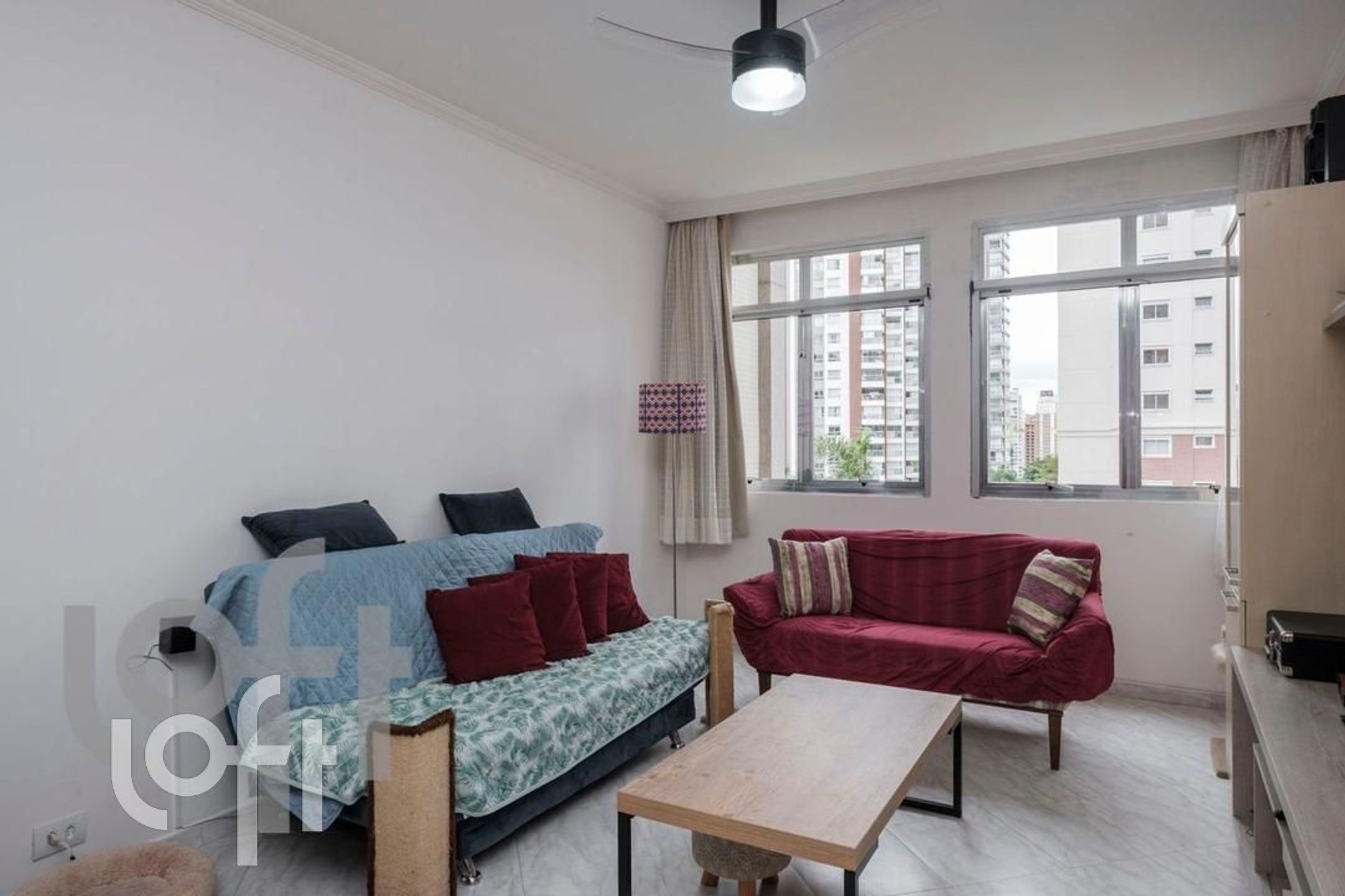 Apartamento à venda com 3 quartos, 128m² - Foto 2