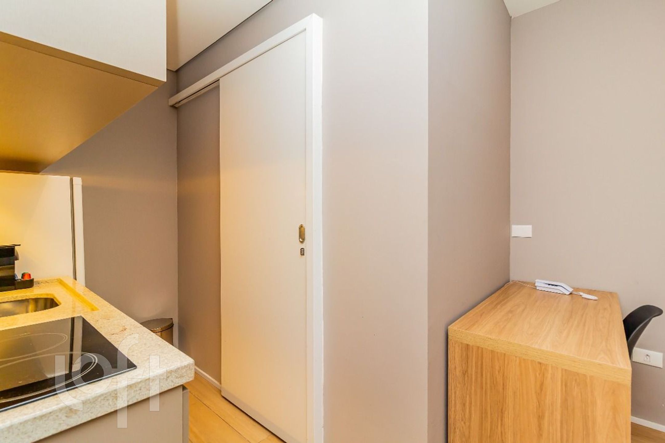 Apartamento à venda com 1 quarto, 29m² - Foto 3