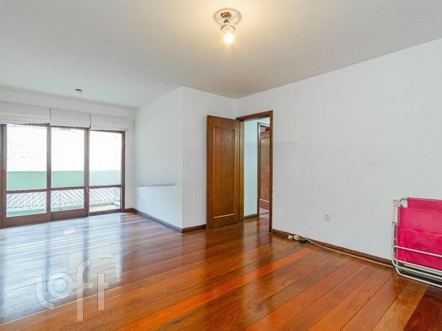 Apartamento com 101m², 3 dormitórios, 1 suíte, 1 vaga, Higienópolis em Porto Alegre