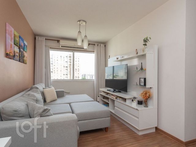 Apartamento com 69m², 3 dormitórios, 1 suíte, 1 vaga, Vila Ipiranga em Porto Alegre