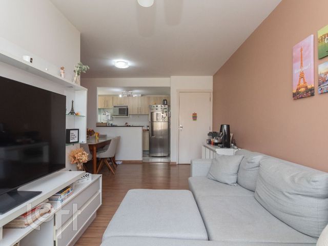 Apartamento com 69m², 3 dormitórios, 1 suíte, 1 vaga, Vila Ipiranga em Porto Alegre