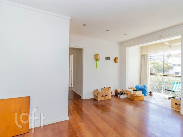 Apartamento com 86m², 2 dormitórios, 1 suíte, 2 vagas, Petrópolis em Porto Alegre