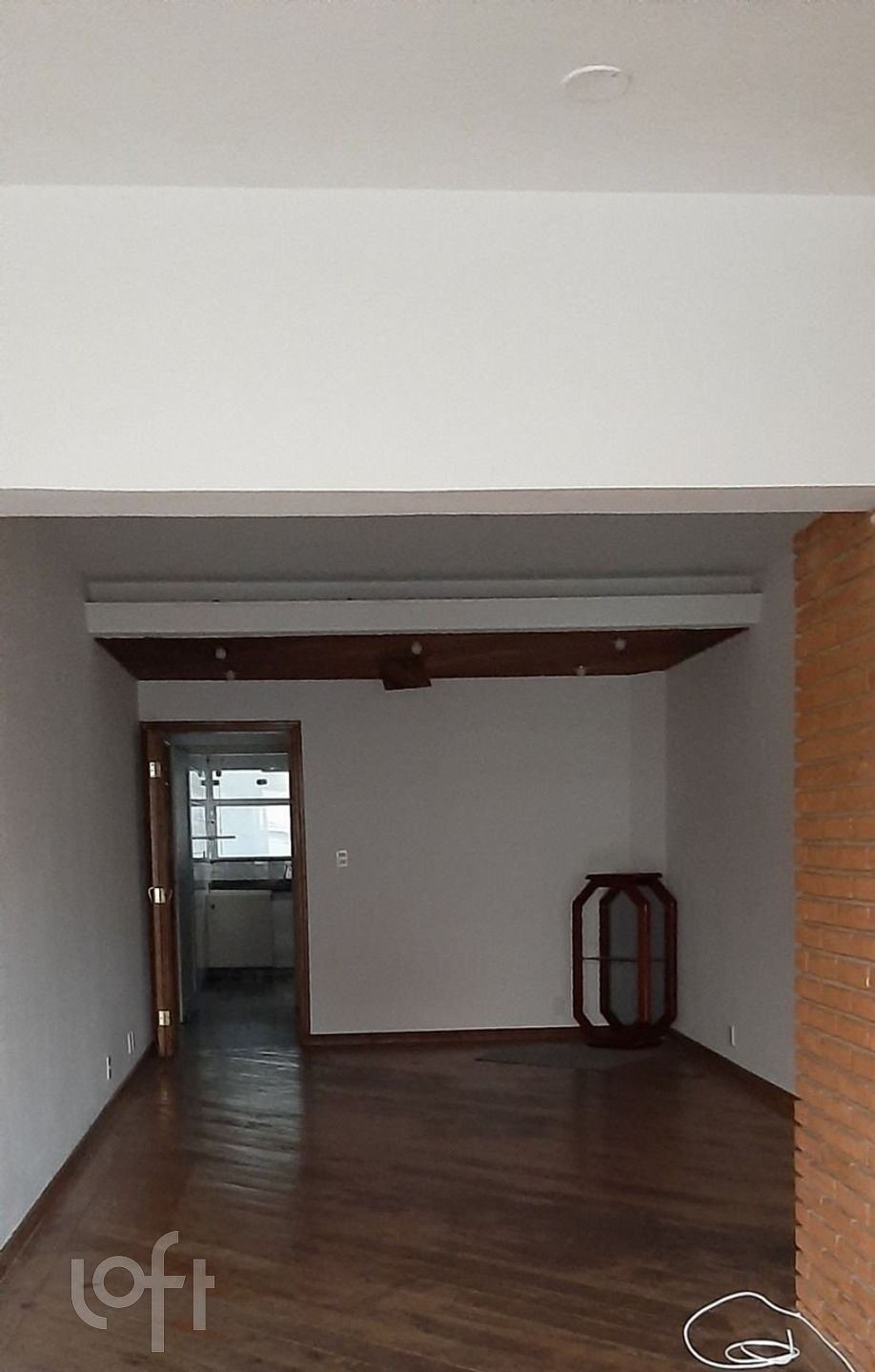 Casa à venda com 2 quartos, 200m² - Foto 2