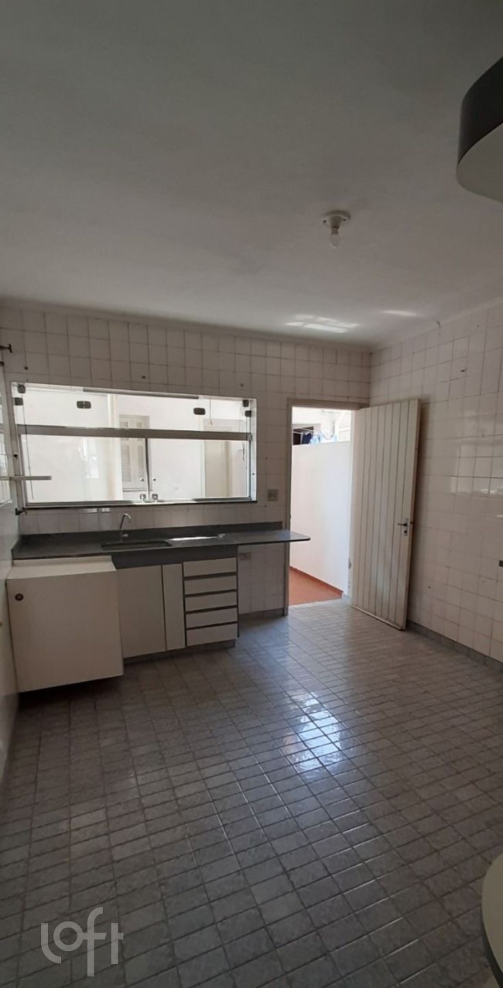 Casa à venda com 2 quartos, 200m² - Foto 3