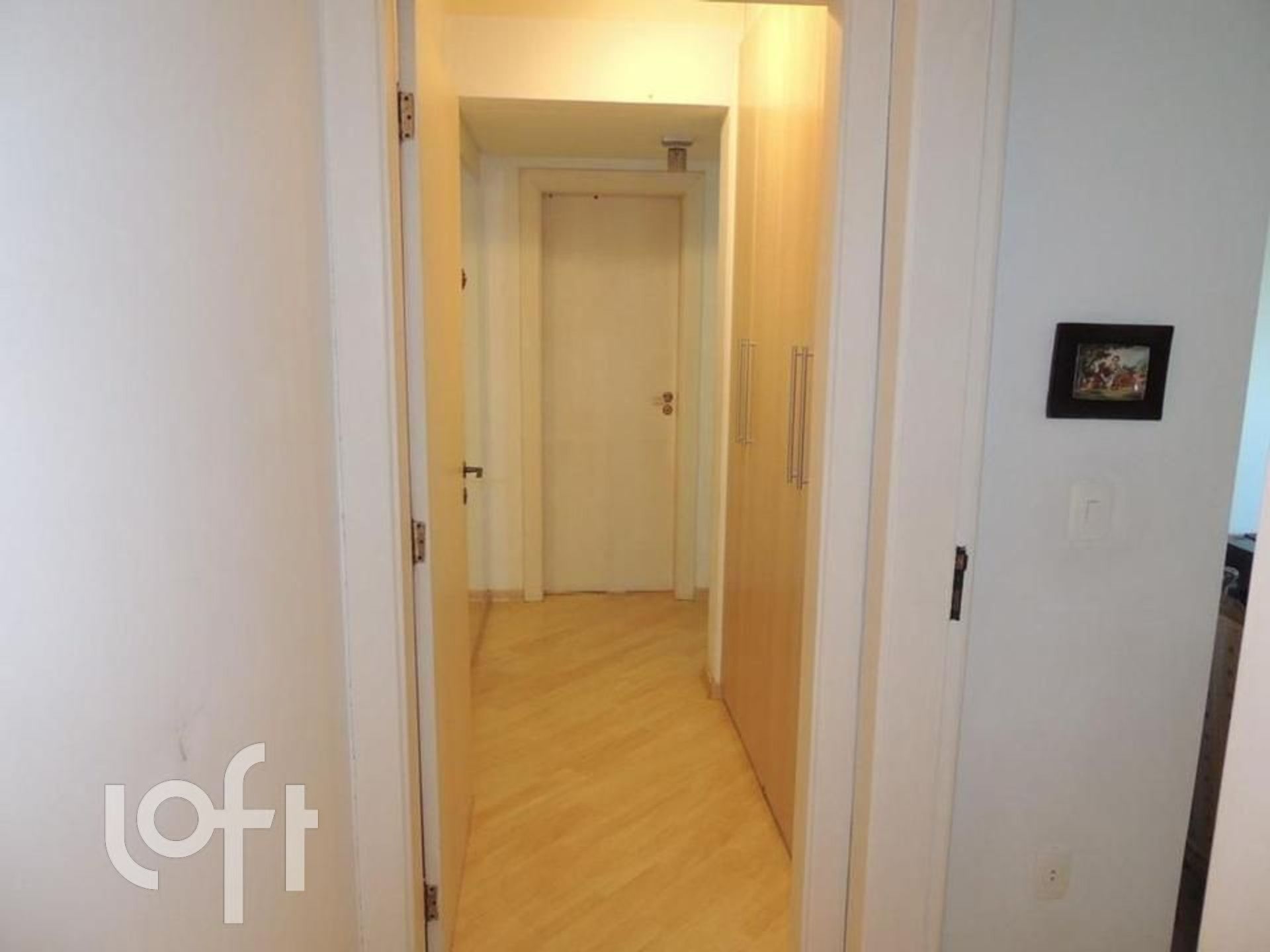 Apartamento à venda com 3 quartos, 142m² - Foto 2