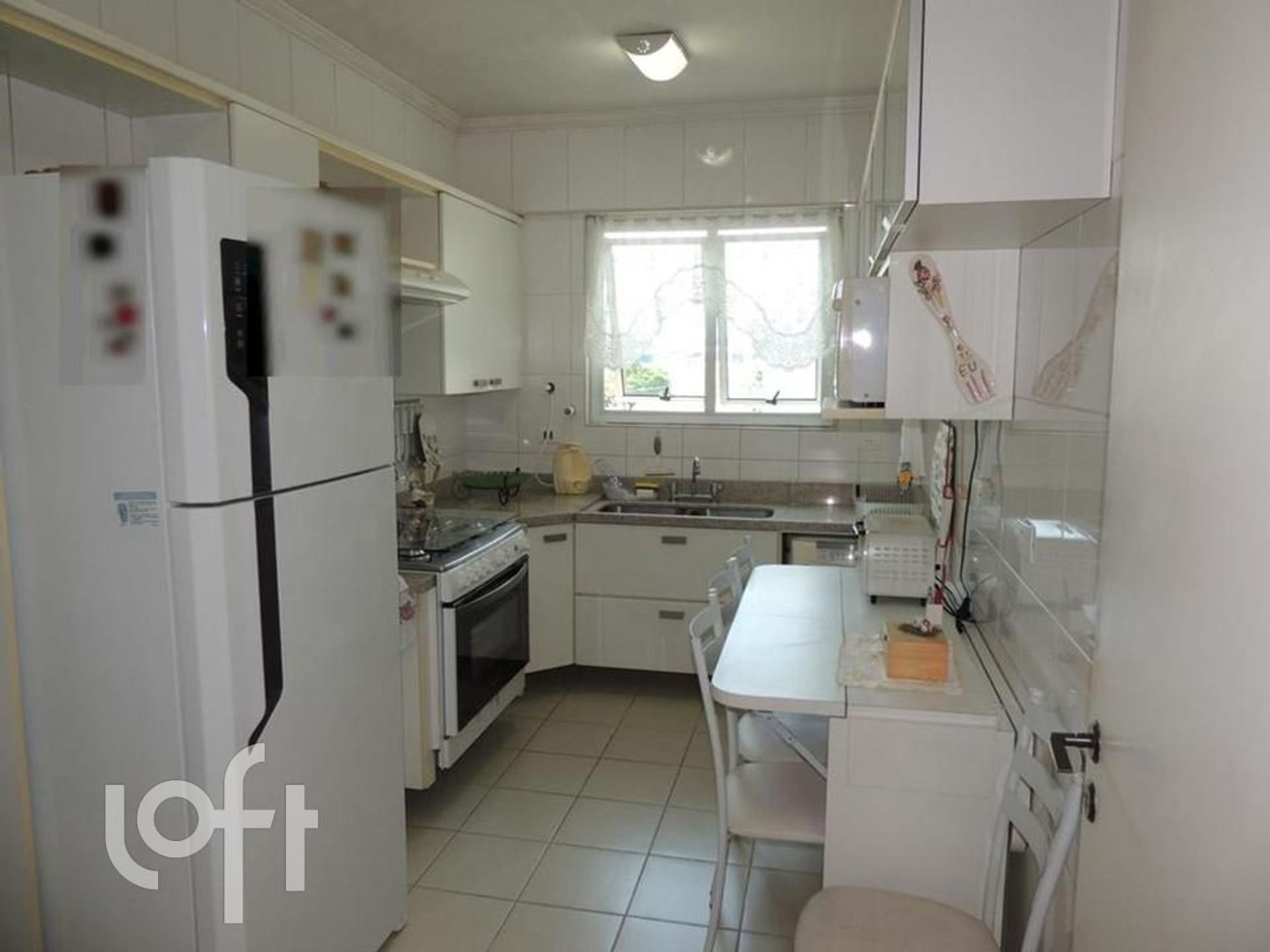 Apartamento à venda com 3 quartos, 142m² - Foto 21