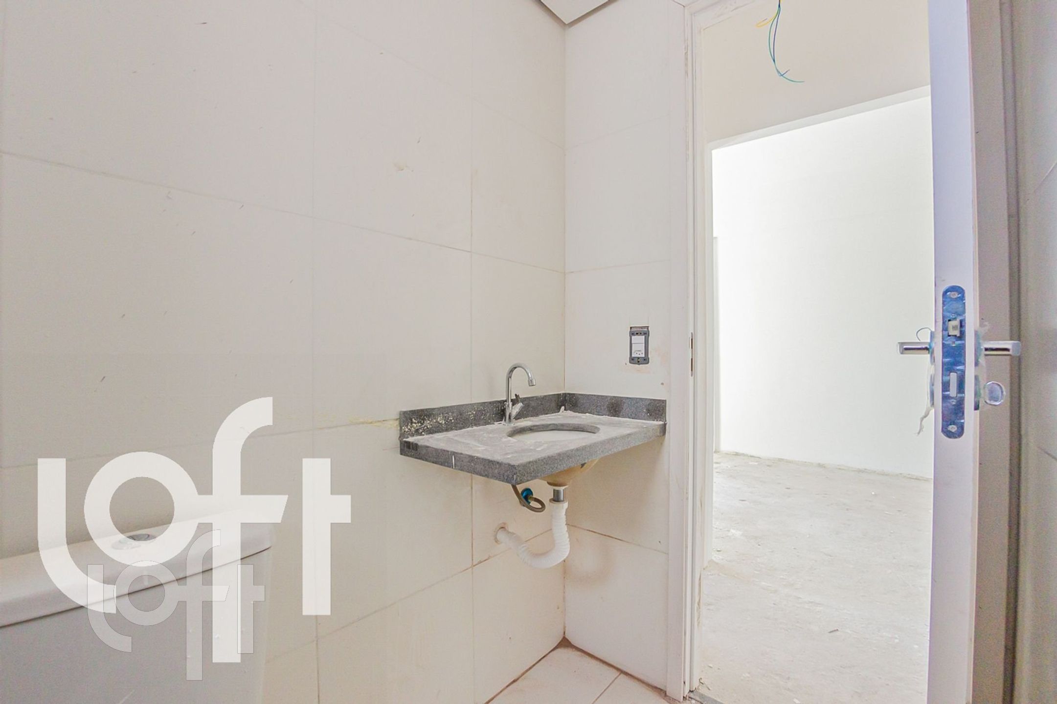 Apartamento à venda com 2 quartos, 58m² - Foto 32