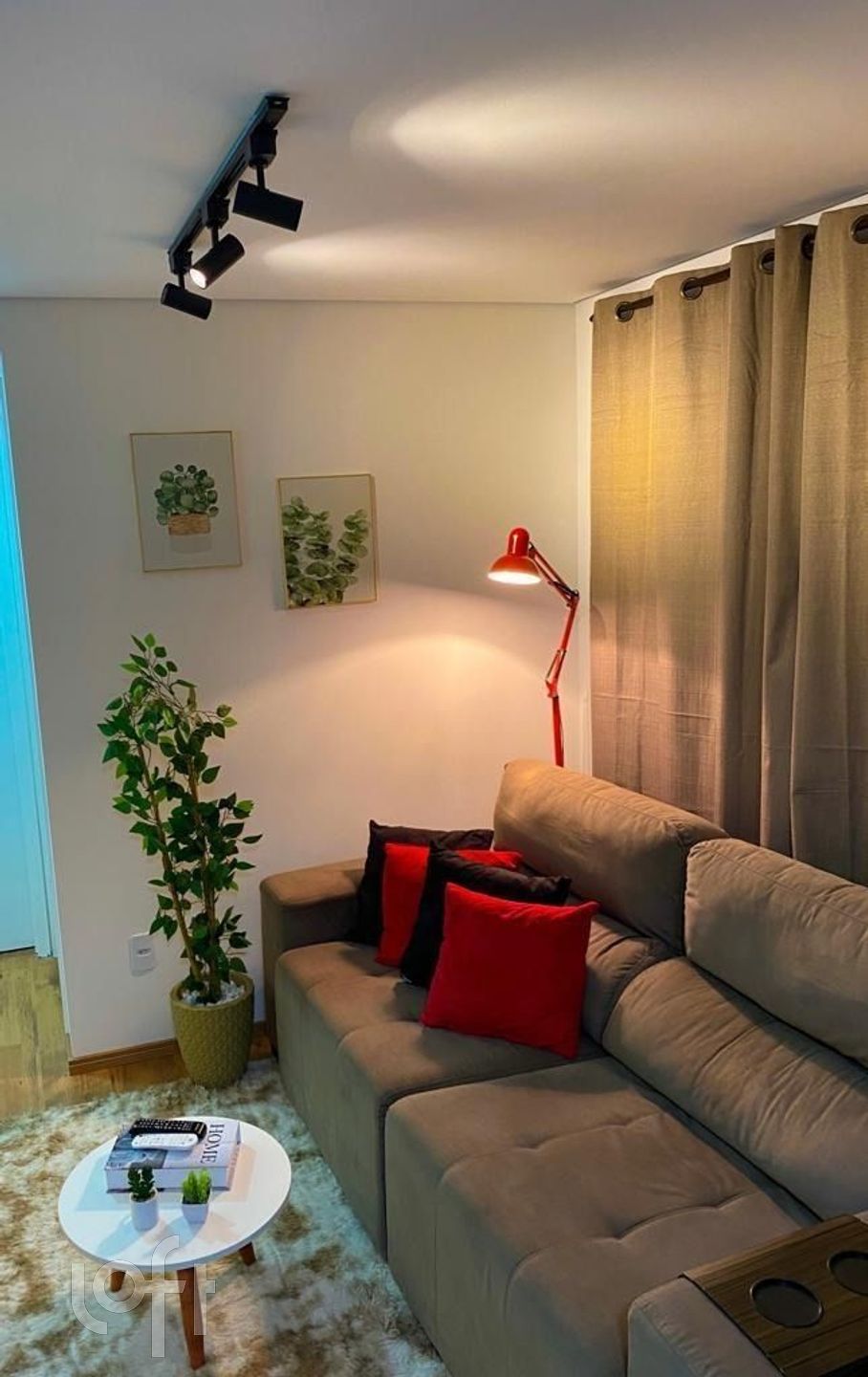 Apartamento à venda com 1 quarto, 33m² - Foto 1