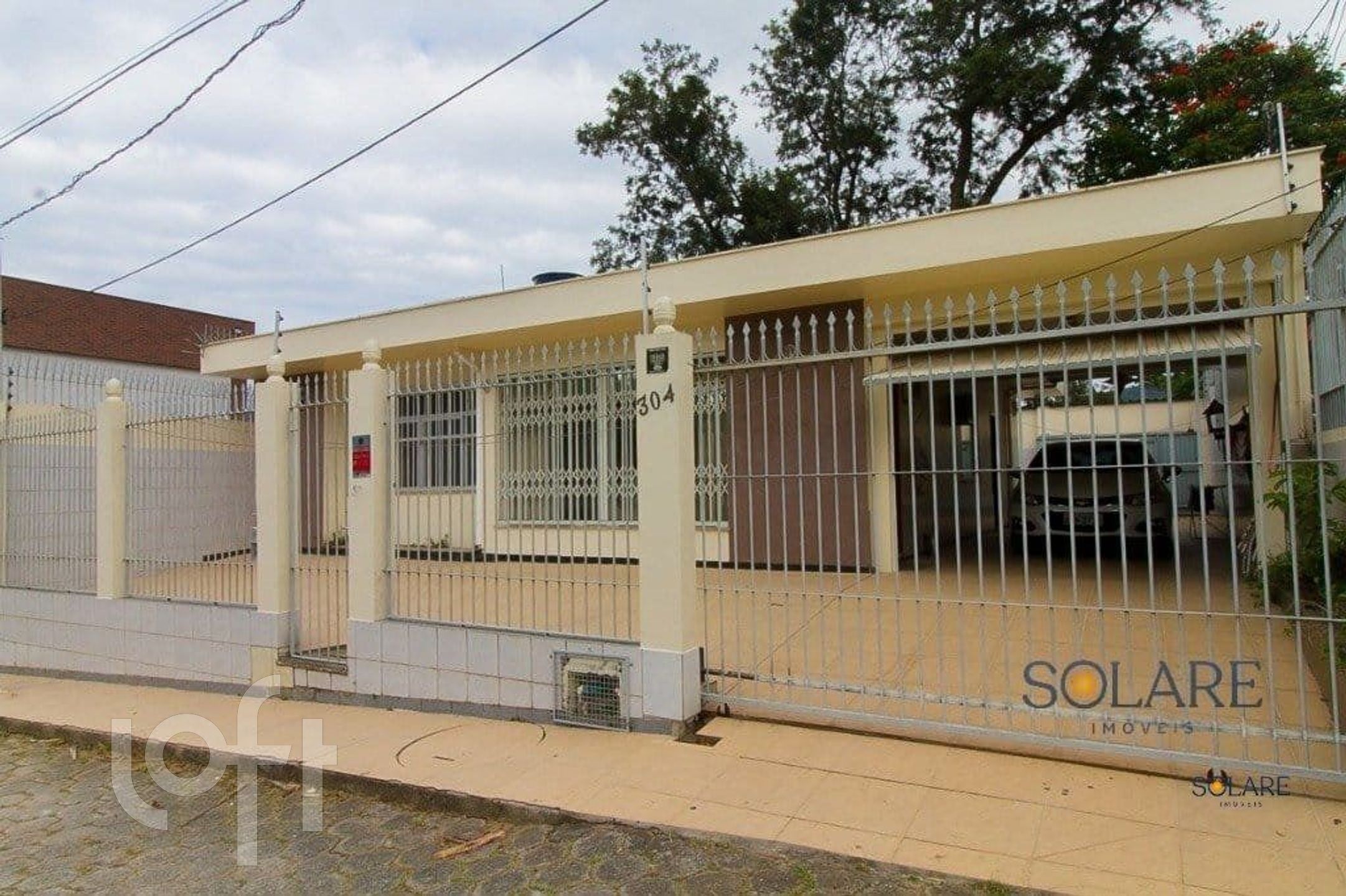 Casa à venda em Trindade com 136 m², 3 quartos, 1 suíte, 3 vagas