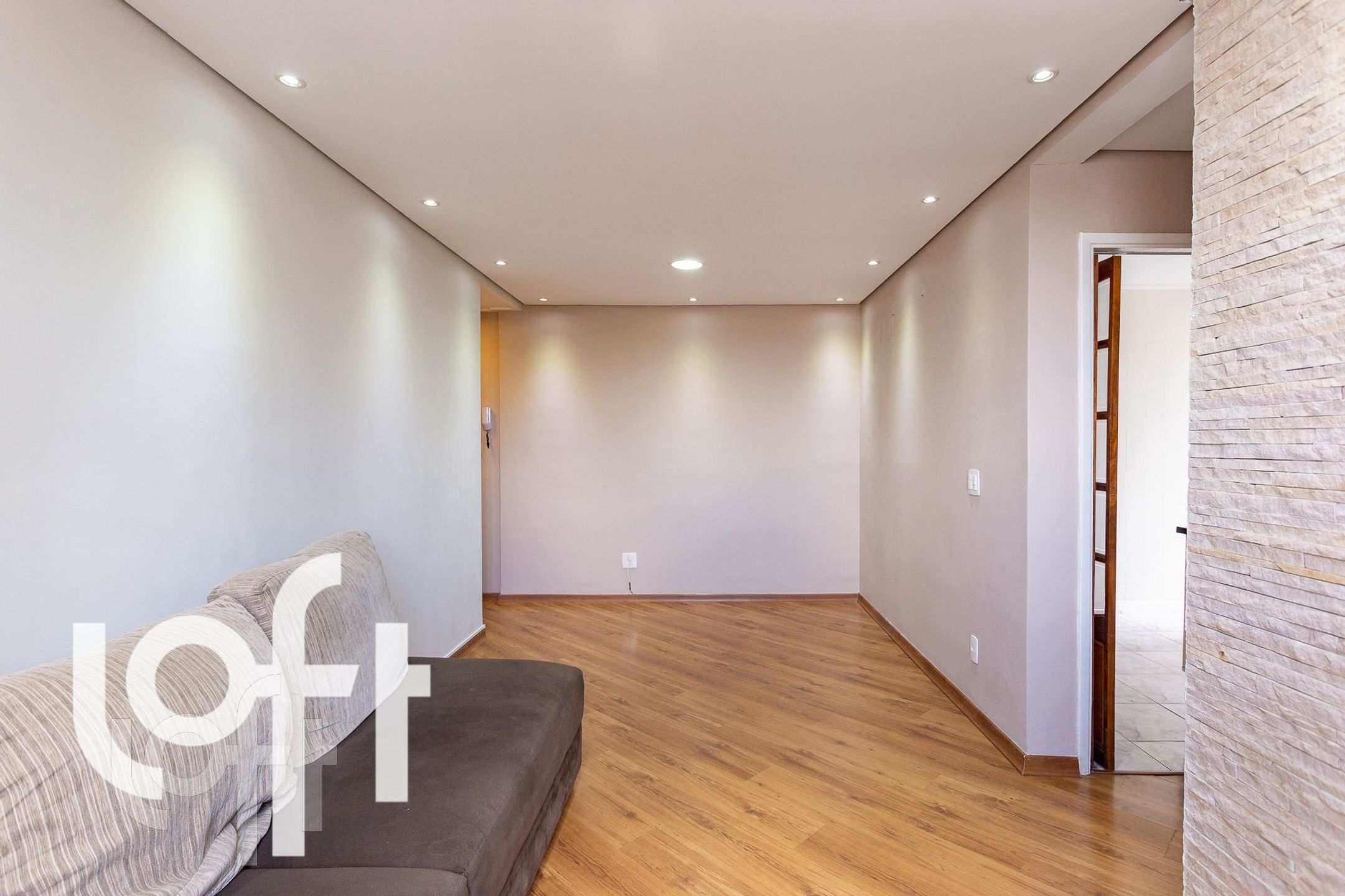 Apartamento à venda com 2 quartos, 67m² - Foto 10