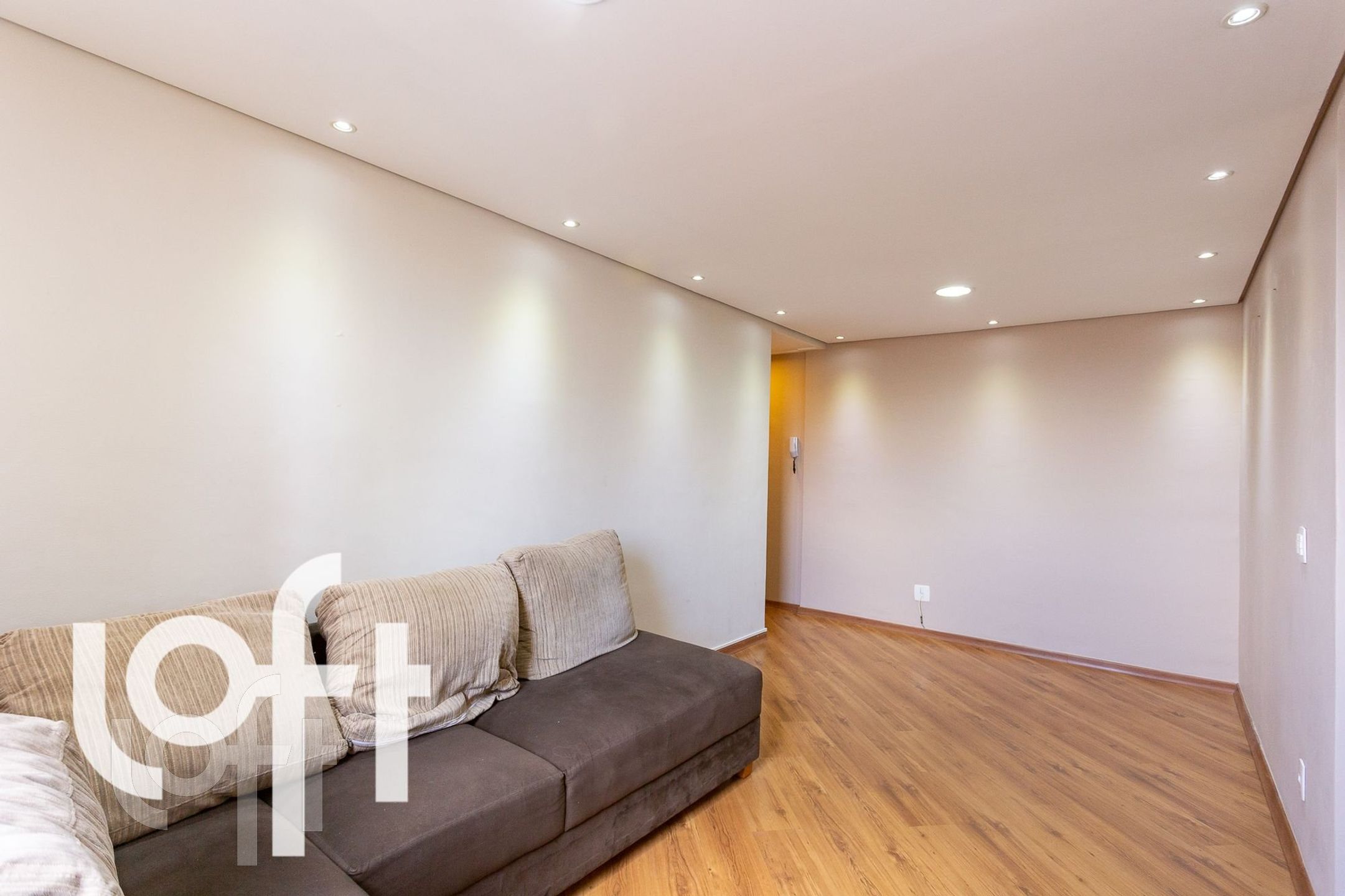 Apartamento à venda com 2 quartos, 67m² - Foto 13