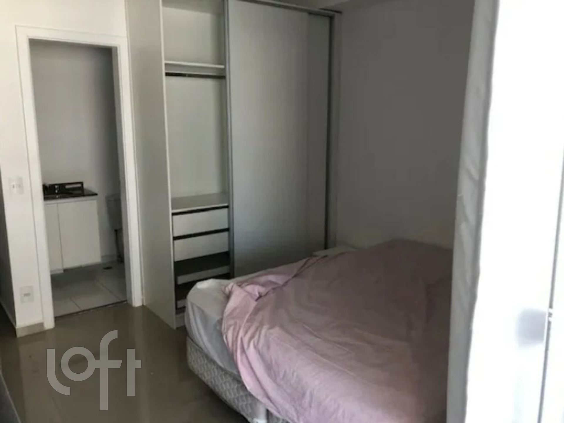 Apartamento à venda com 1 quarto, 40m² - Foto 10