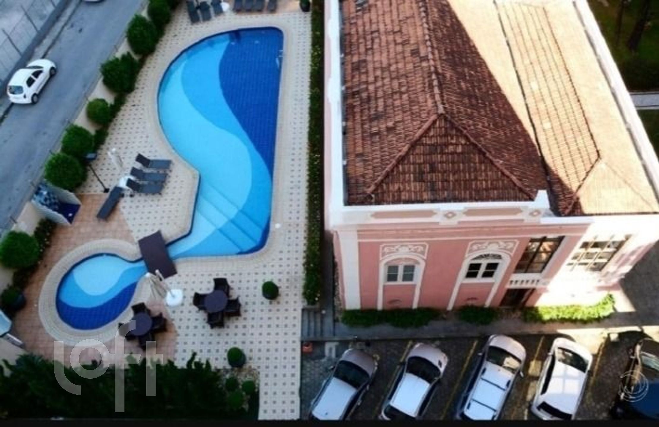 Apartamentos com 168m², 4 quartos, 2 suítes, 2 garagens, no bairro Agronômica em Florianópolis