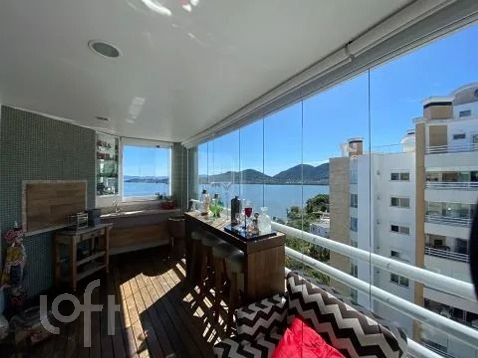 Apartamentos com 157m², 2 quartos, 2 suítes, 2 garagens, no bairro João Paulo em Florianópolis