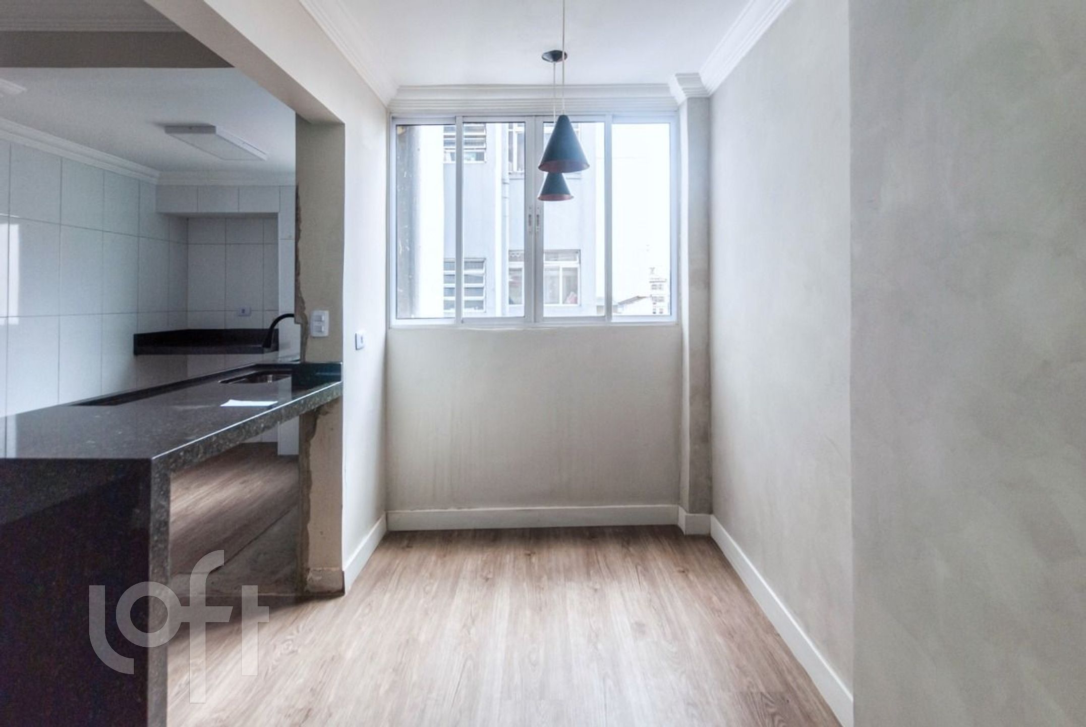 Apartamento à venda com 1 quarto, 40m² - Foto 1