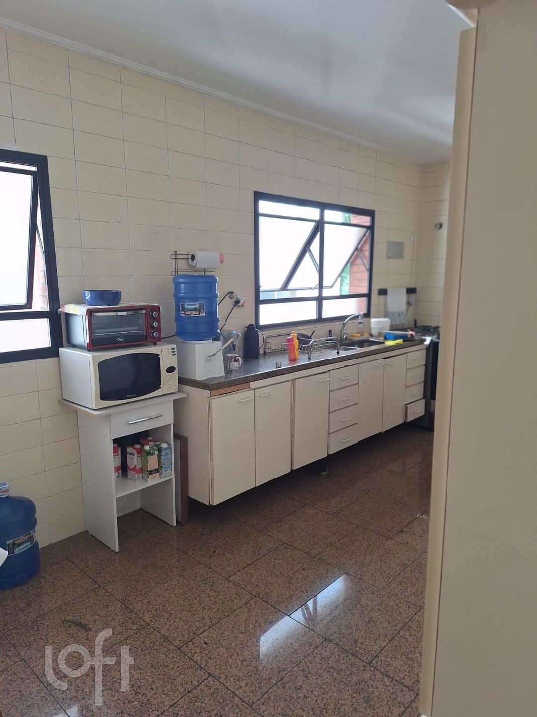 Apartamento à venda com 4 quartos, 180m² - Foto 9