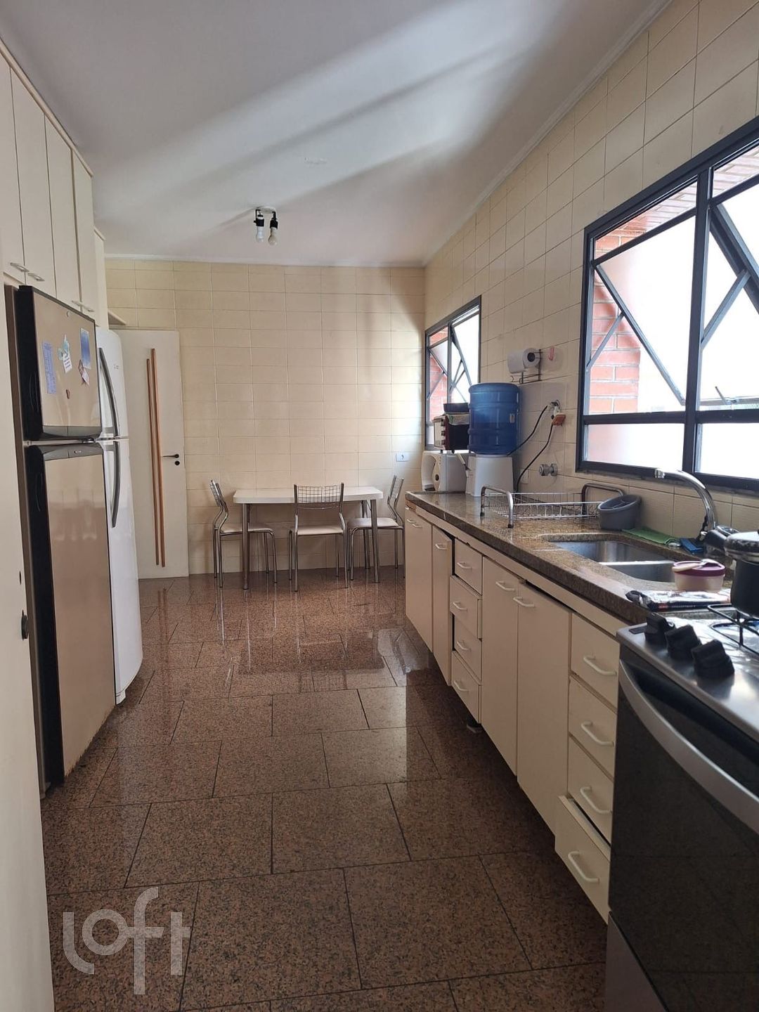 Apartamento à venda com 4 quartos, 180m² - Foto 8