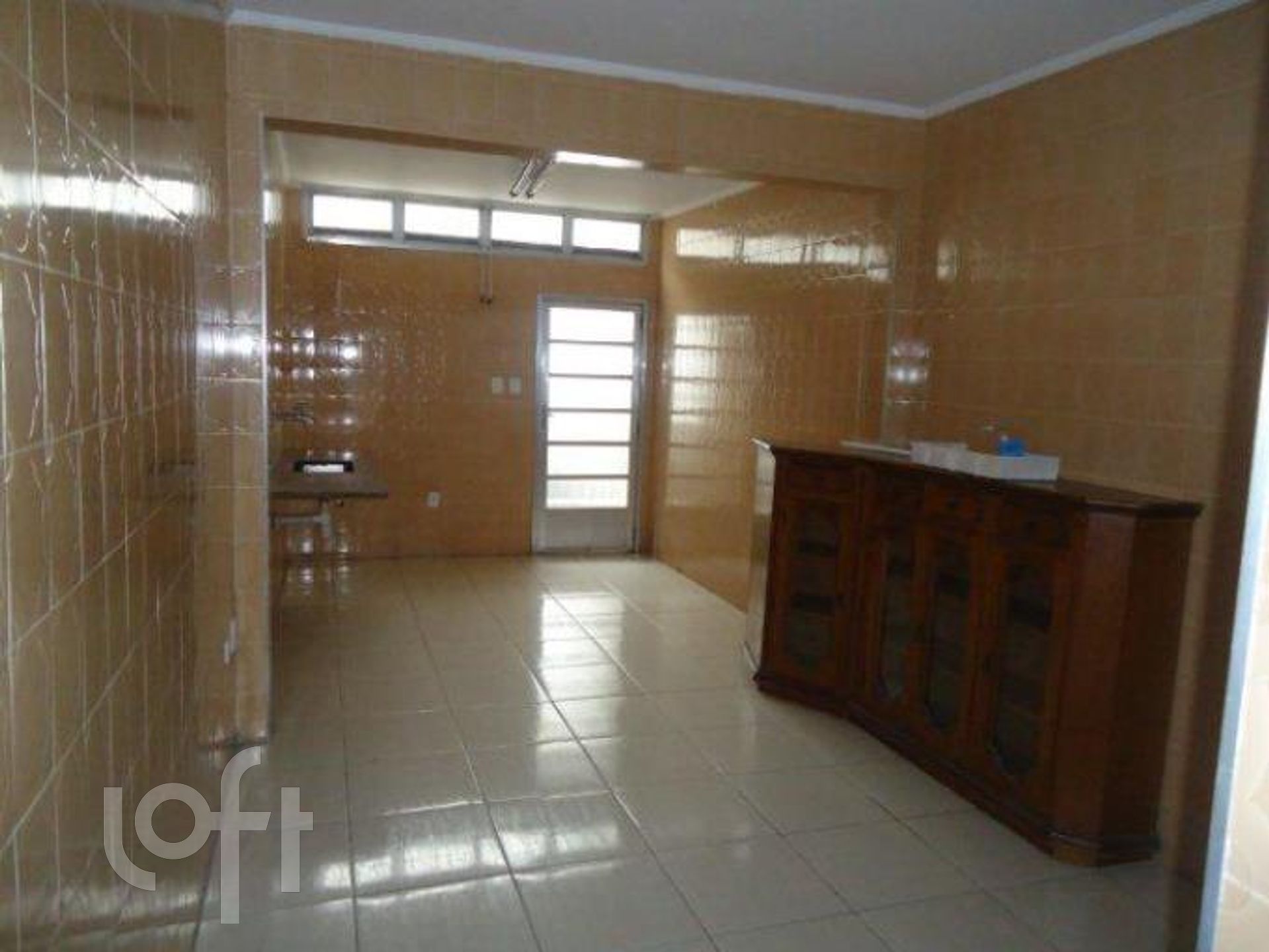 Casa à venda com 2 quartos, 130m² - Foto 4