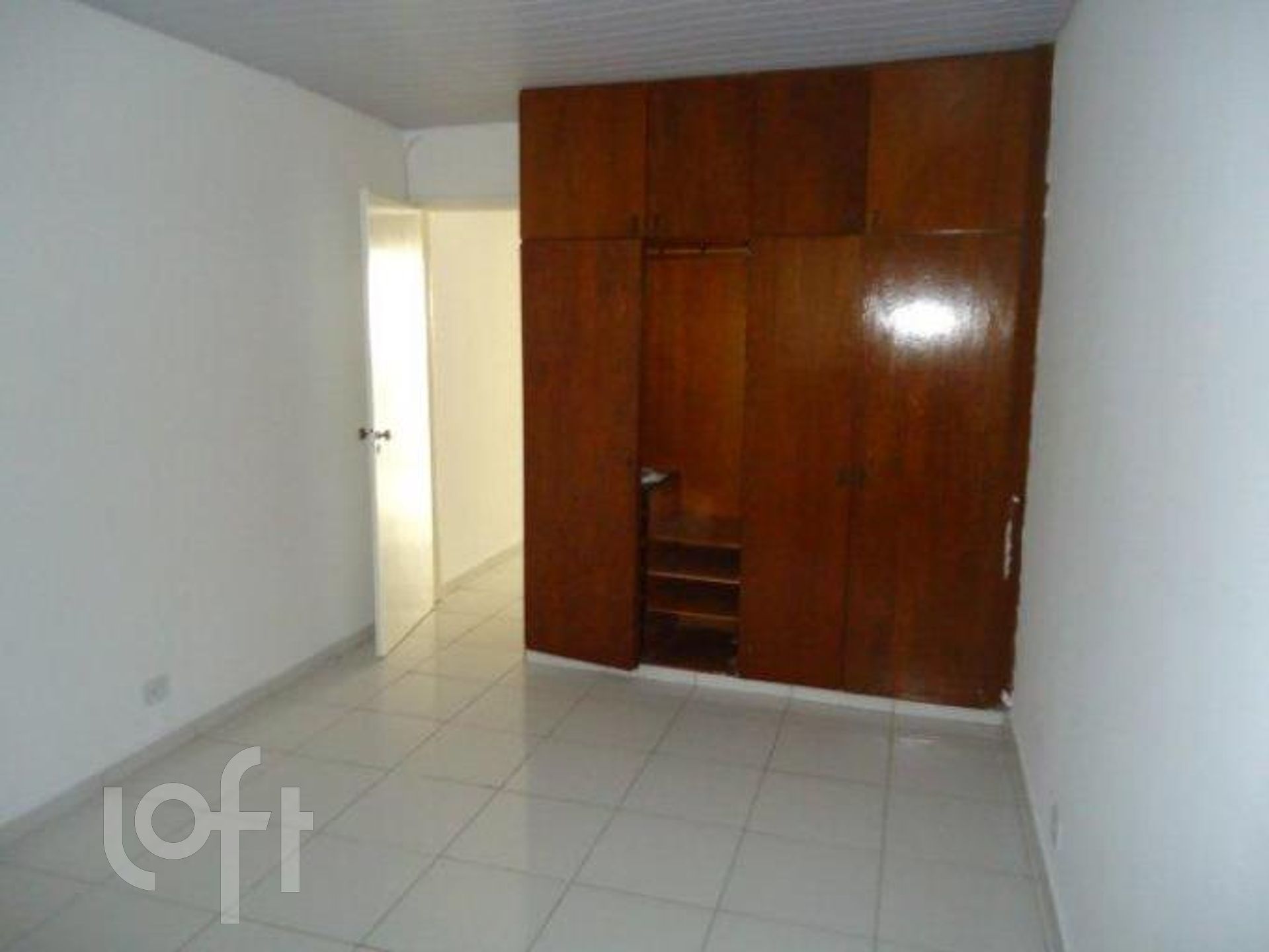 Casa à venda com 2 quartos, 130m² - Foto 9