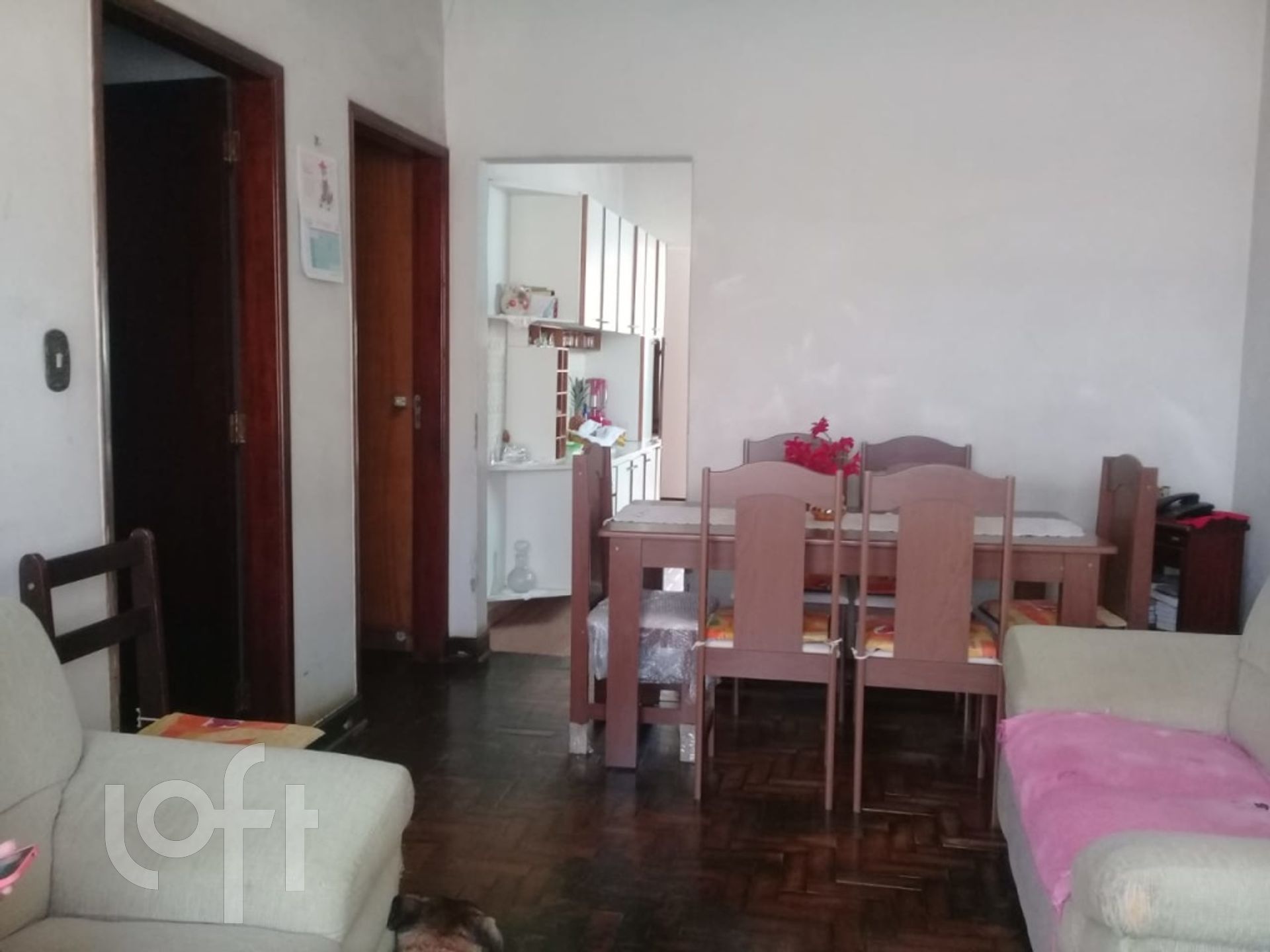 Casa à venda com 2 quartos, 300m² - Foto 1